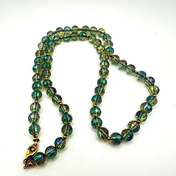 Jewelry - 22” of faceted Aurora Borealis crystal green glass necklace!